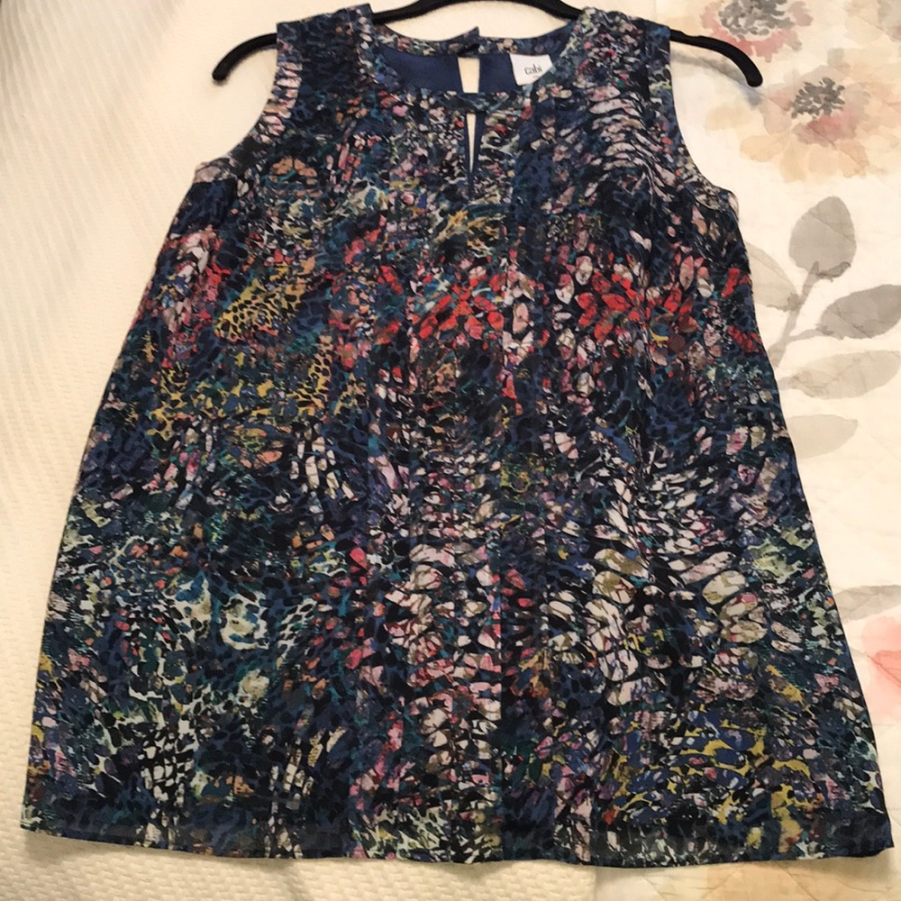 *MOVING SALE* Cabi Stained Glass top